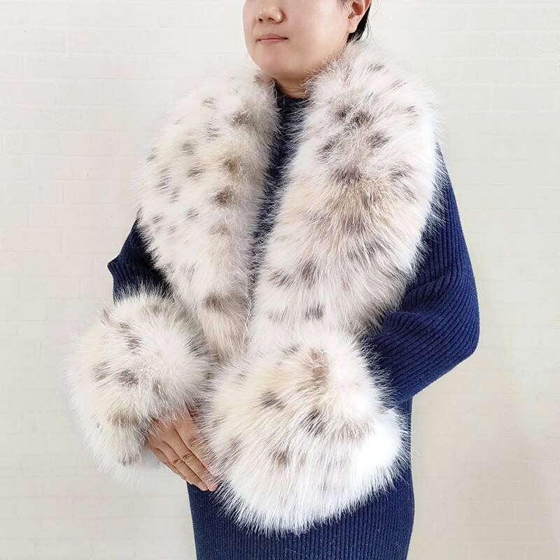 Winter Clothing Pk - Grand foulard en fausse fourrure de