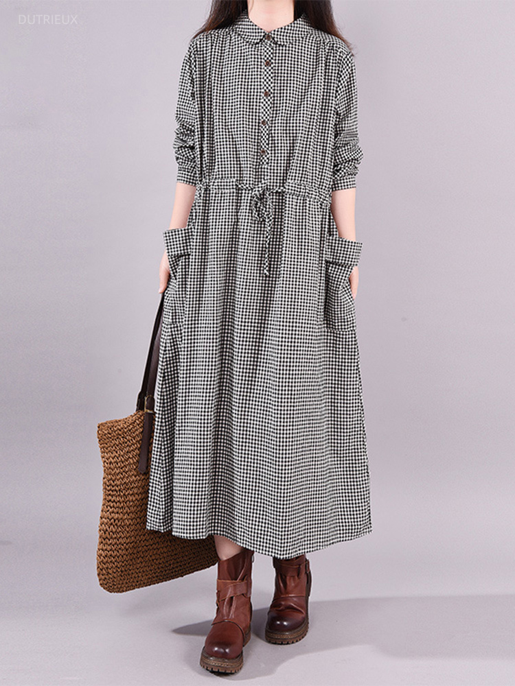 Winter Clothing Drawing - Robe Vintage à carreaux avec poches