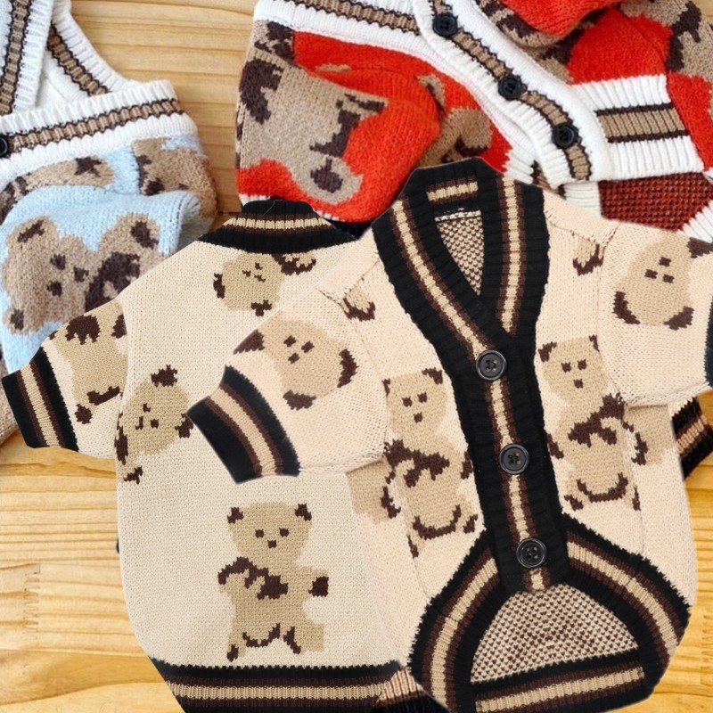 Winter Clothing In French - Vêtements de luxe pour chiens, cardigan