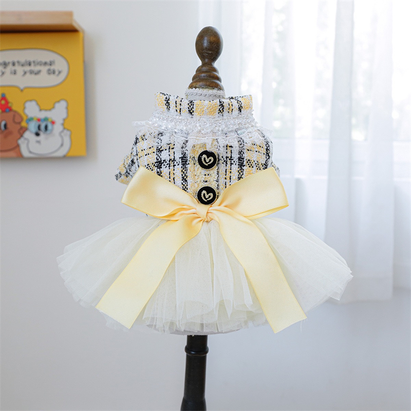 Robe en ruban jaune pour chien - Winter Clothing In French avis et prix