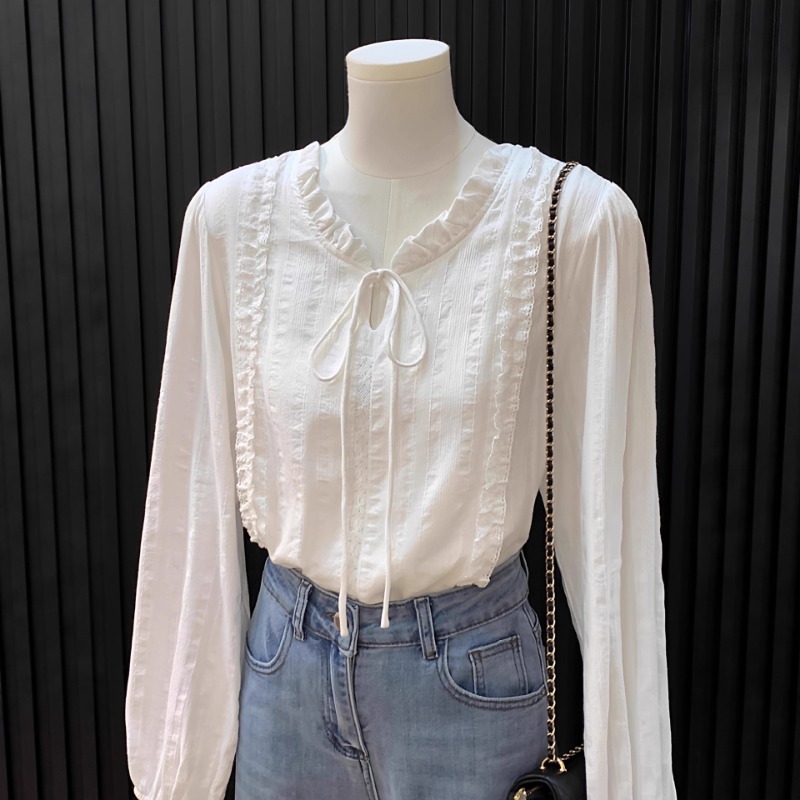 Chemise à lacets avec col en d - Winter Clothing In French avis et prix