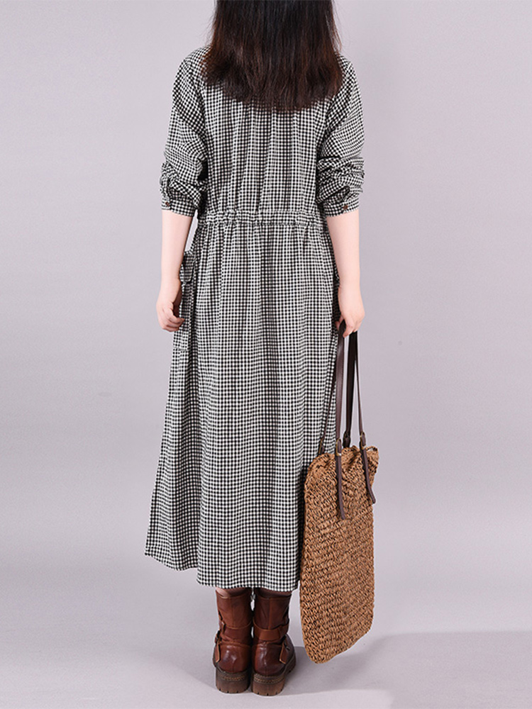 Robe Vintage à carreaux avec p - Winter Clothing Drawing avis et prix