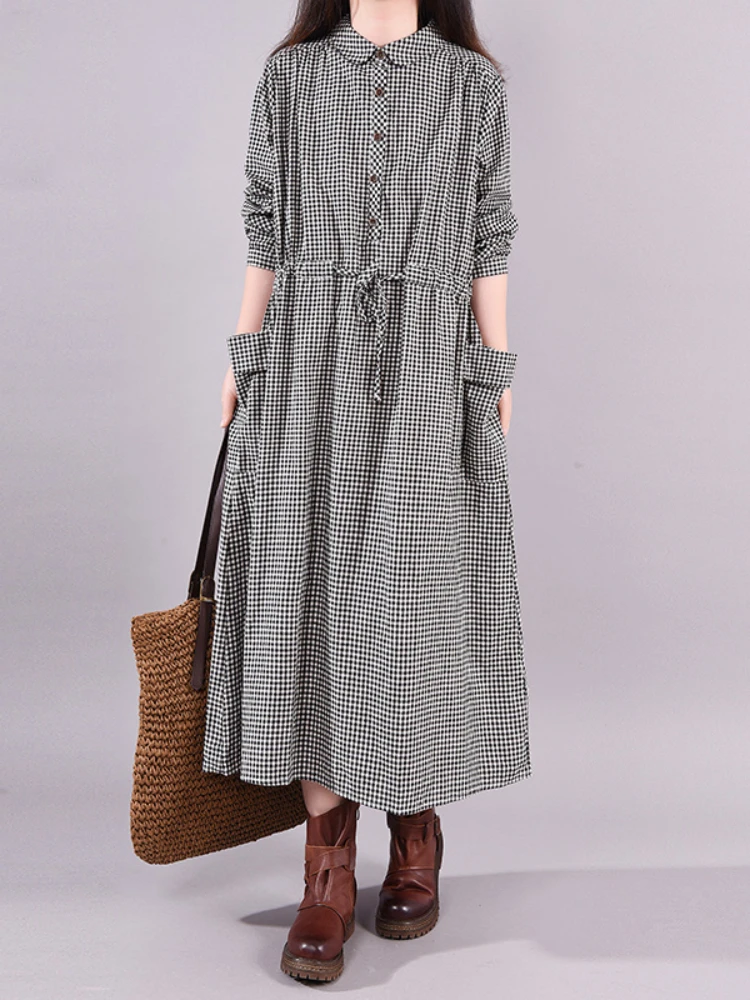 Robe Vintage à carreaux avec p - Winter Clothing Drawing avis et prix